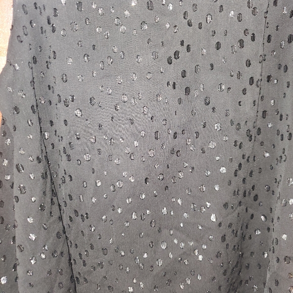 Ladies Top - Large - Picture 5 of 6